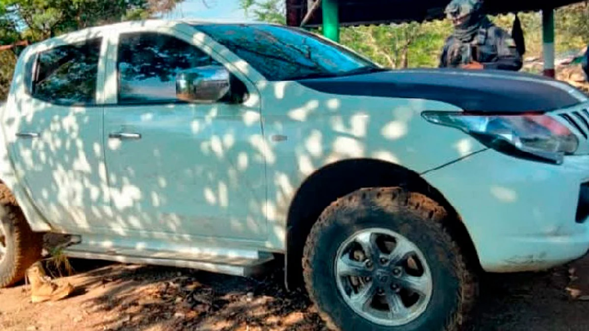 Detienen a 4 con 7 autos robados y granadas explosivas en Gabriel Zamora