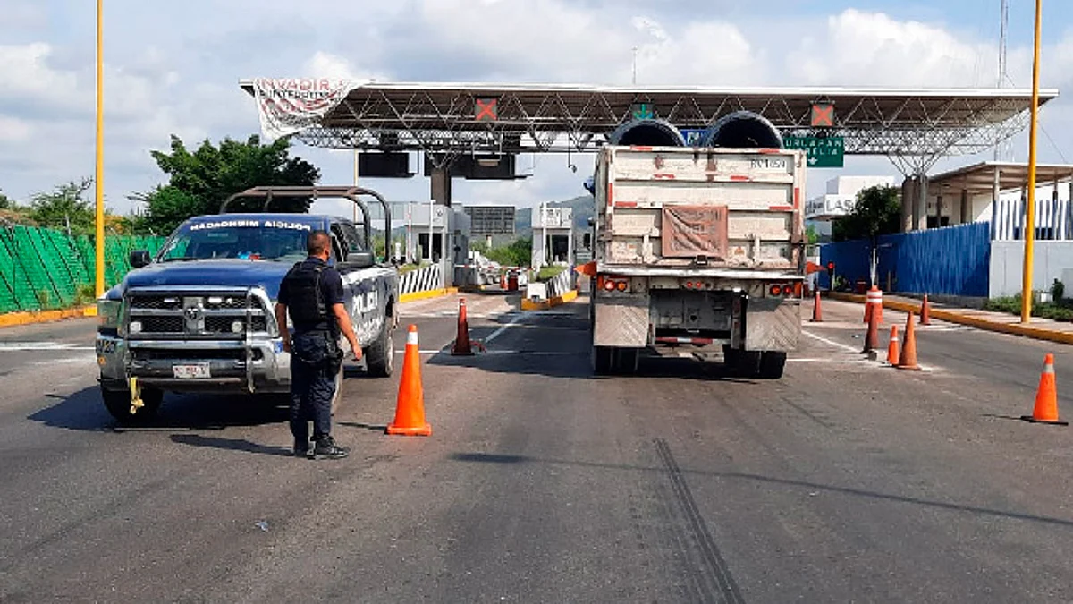 Permanente operativo para evitar el robo de vehículos en la Siglo XXI