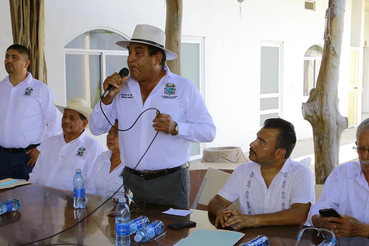 Coahuayana tiene toda la actitud y todo el apoyo para AMLO: edil