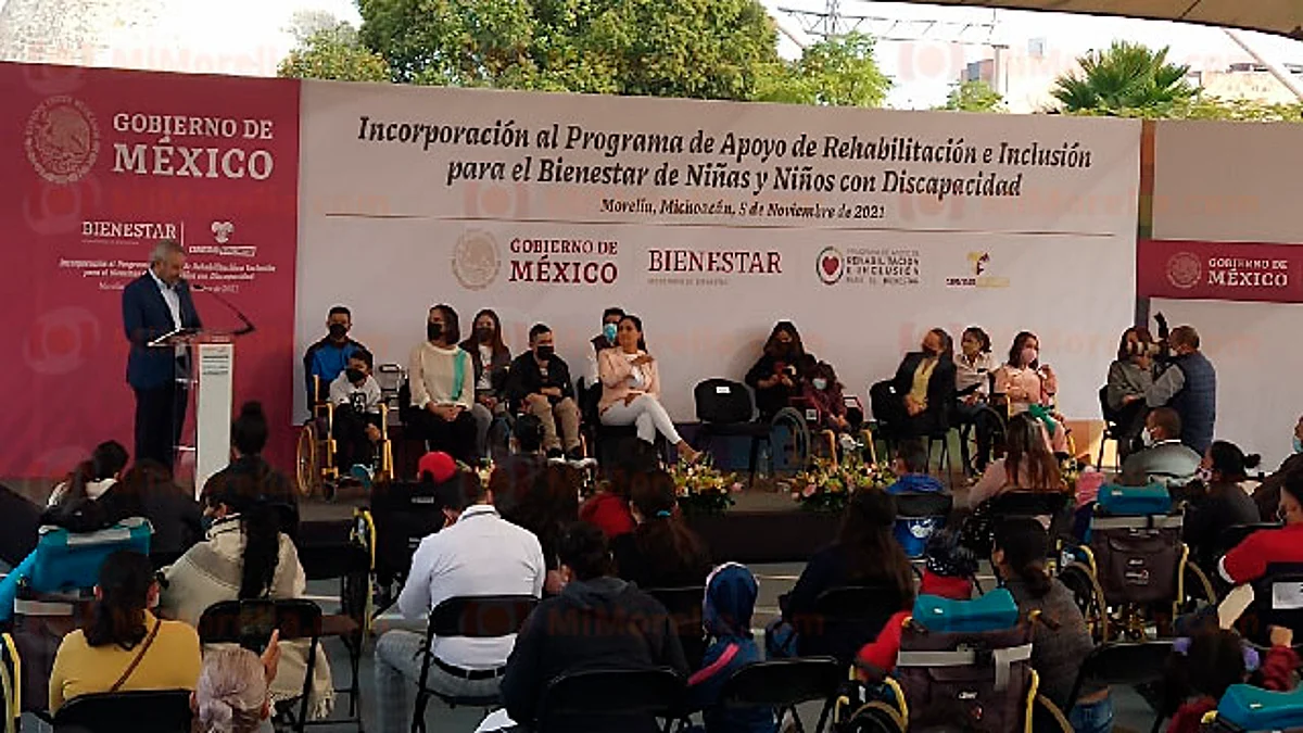 Gobierno asumirá gastos de rehabilitación de niños con discapacidad en Michoacán