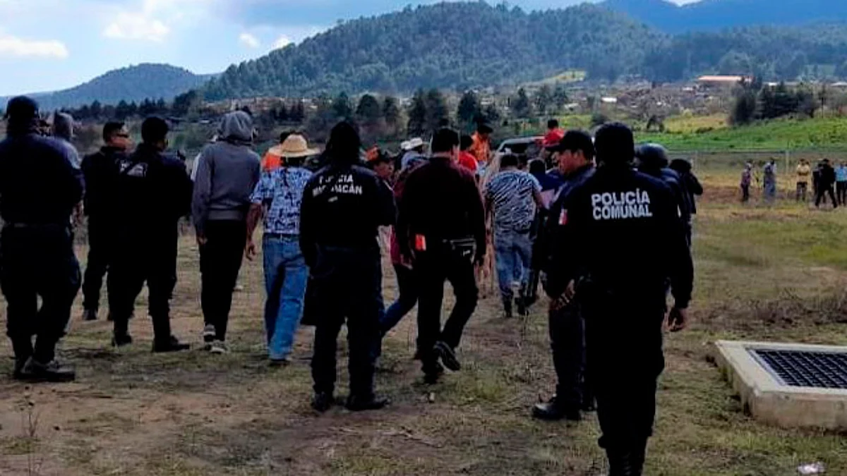 Mueren ahogados dos hermanos de 6 y 11 años en una planta de agua, en Michoacán