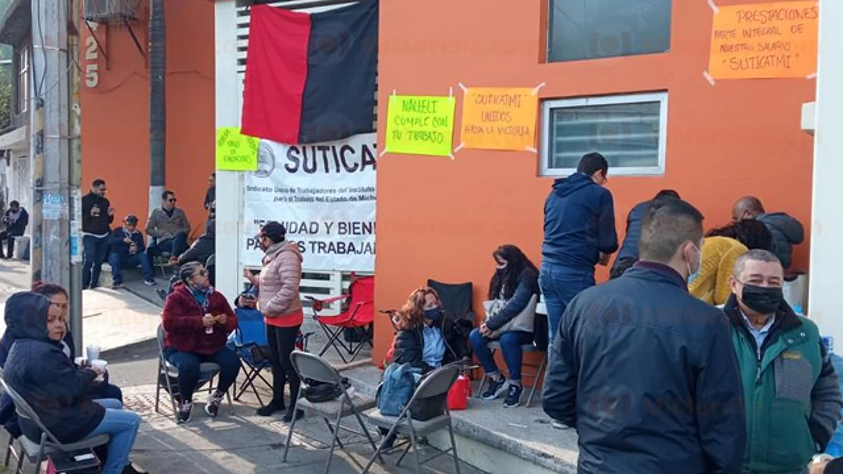 Suticatmi se va a huelga por adeudos