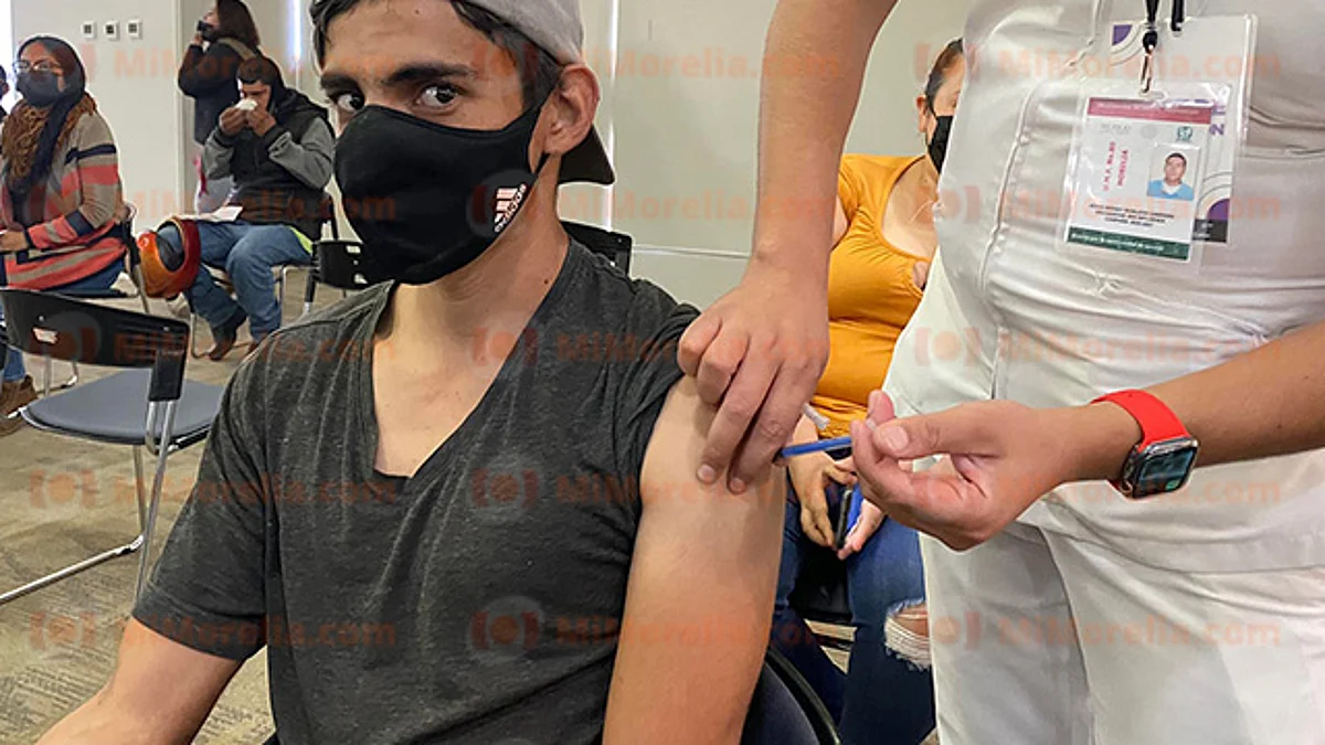 Este lunes, vacunación con AstraZeneca y Cansino en dos módulos, en Morelia