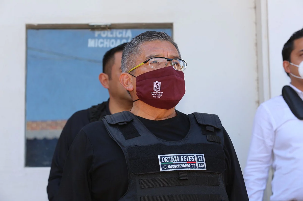 Nombra Ortega Reyes nuevos director y subdirector de SP en Tangancícuaro