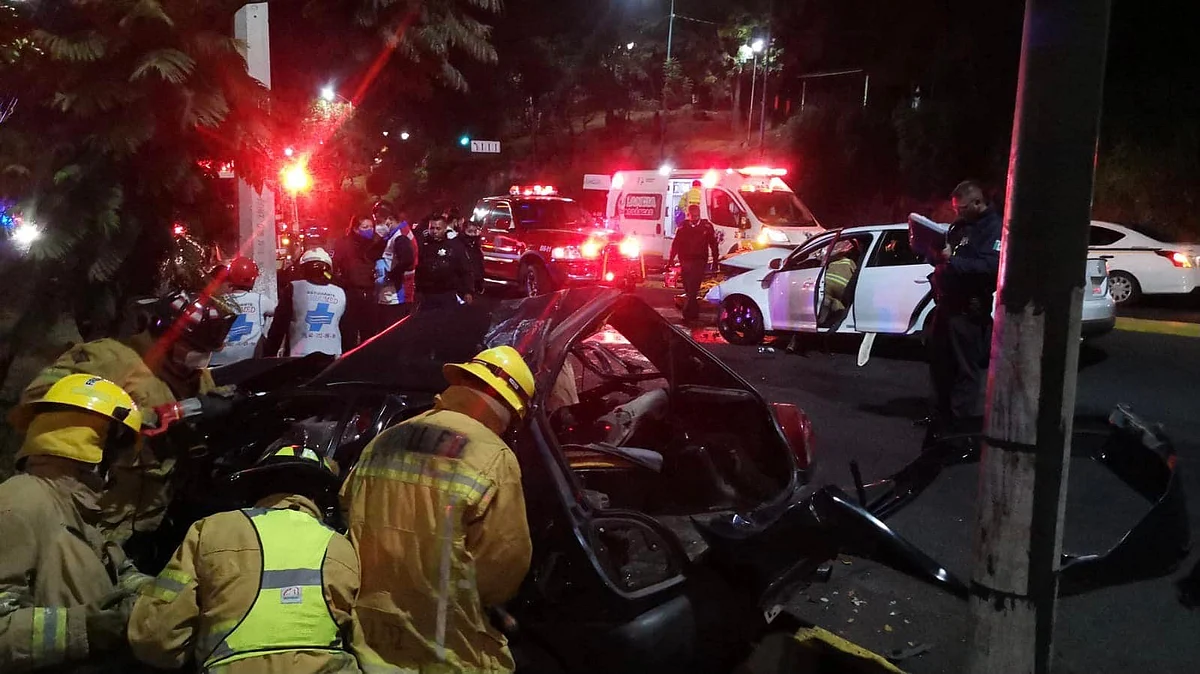 Brutal choque deja varios heridos en Morelia