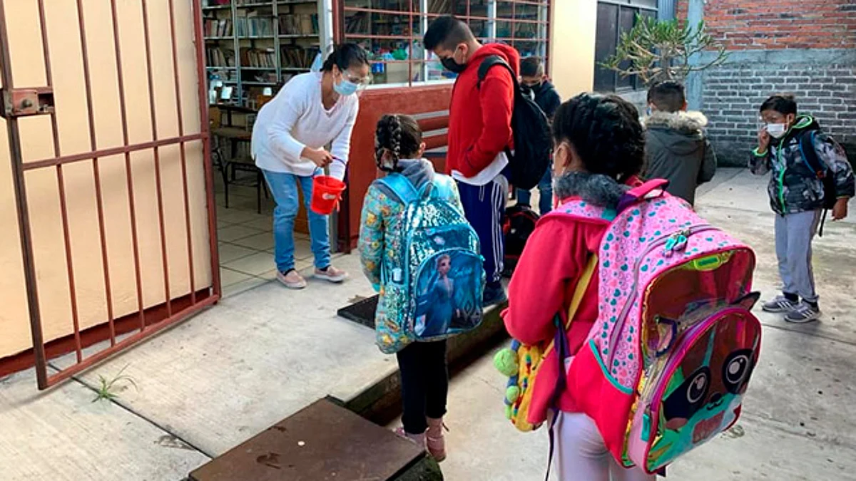 Llama SEE a reforzar medidas frente al Covid-19 en el regreso a clases