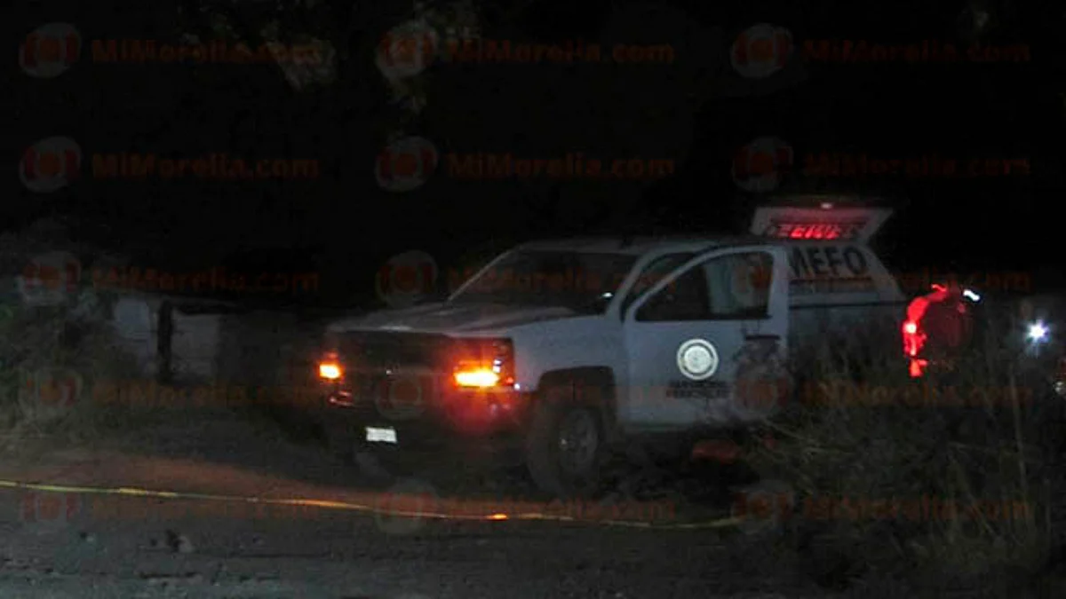 Localizan dos cadáveres semienterrados en un predio cerril de Michoacán