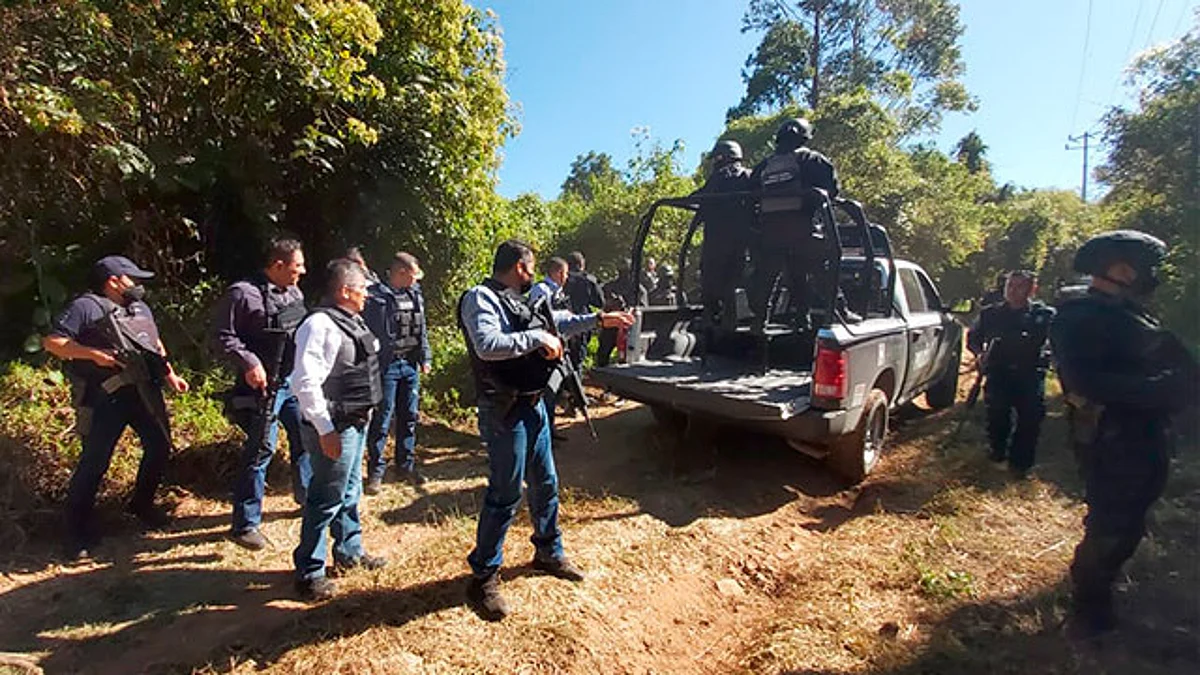 Por ataque contra policías de Tuxpan, elementos de Seguridad Pública buscan a responsables