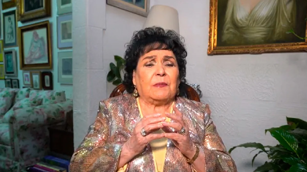 Someten a Carmen Salinas a dos cirugías; familia reporta su estado