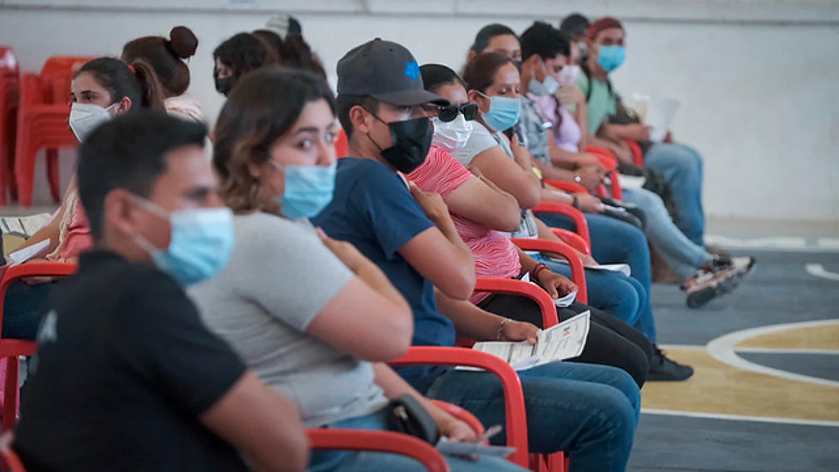 Covid-19: 31 estados en verde; 75.3 millones de personas ya vacunadas