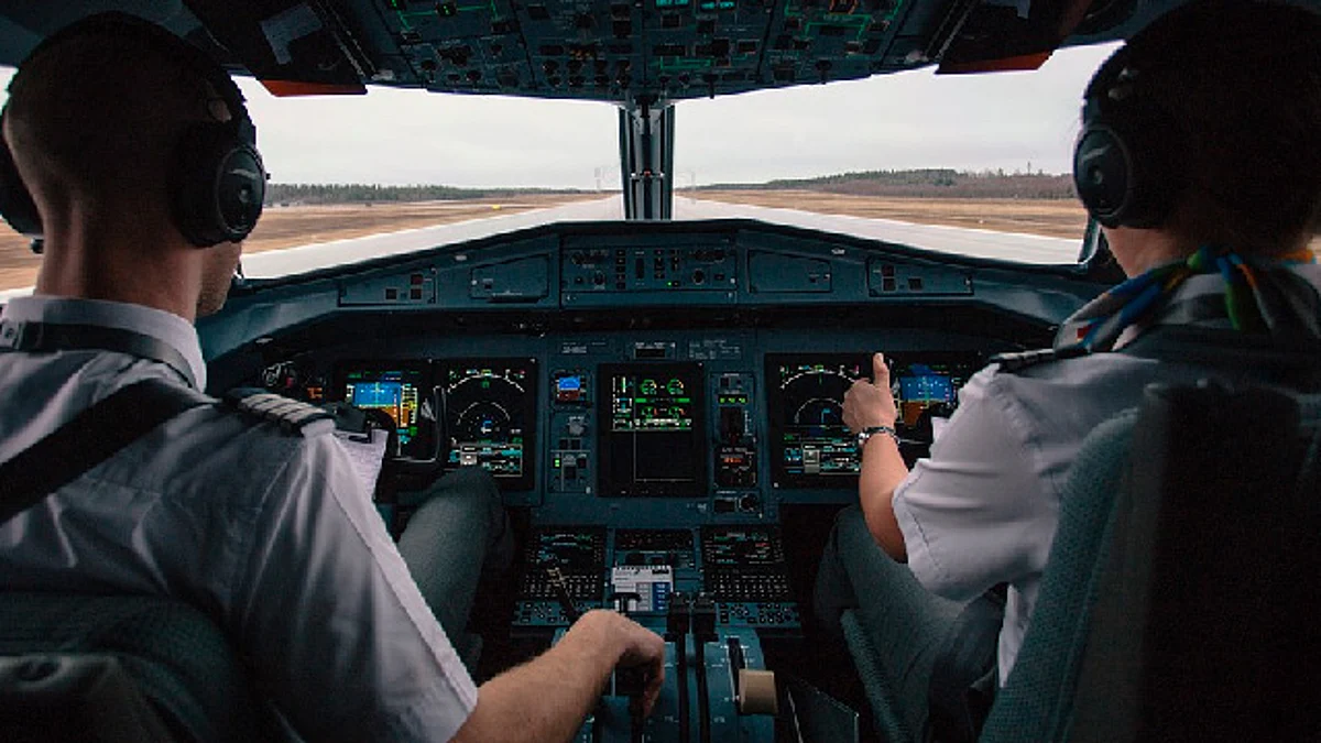 Piloto canta una canción de cuna a los pasajeros para que puedan dormir