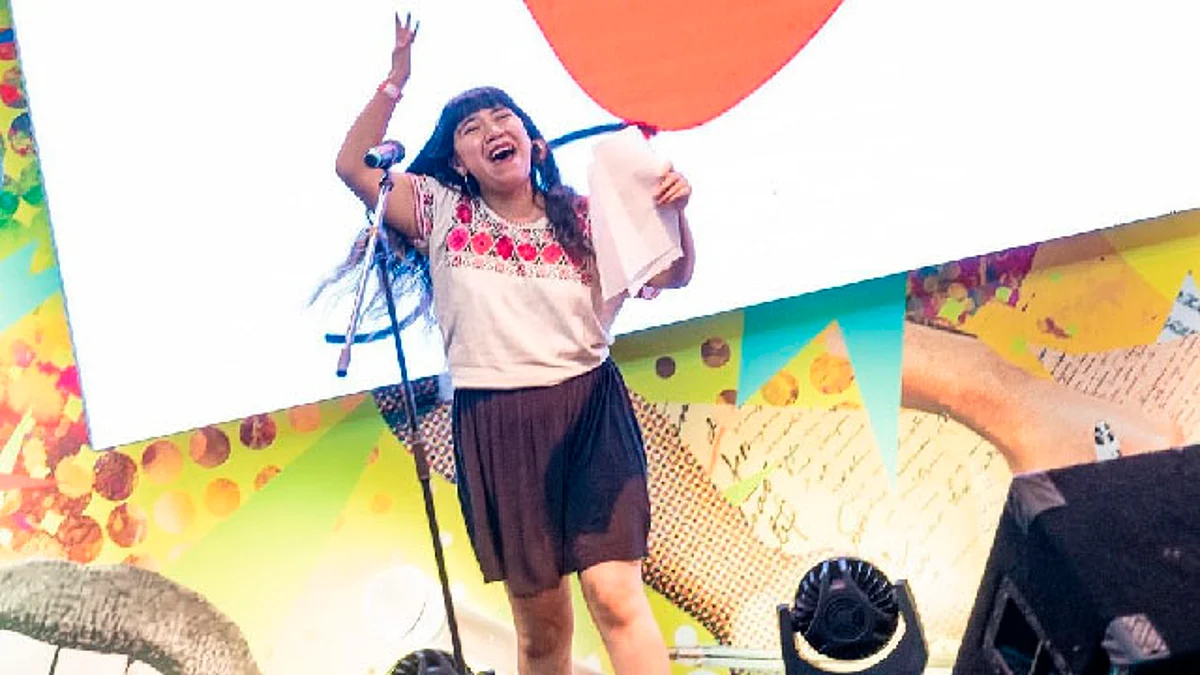 Michoacana pasa a semifinales en Copa América de Poetry Slam