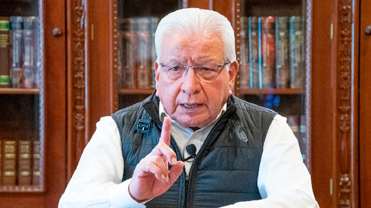 "El Ejército debe regresar a su sitio natural": Aquiles Córdova