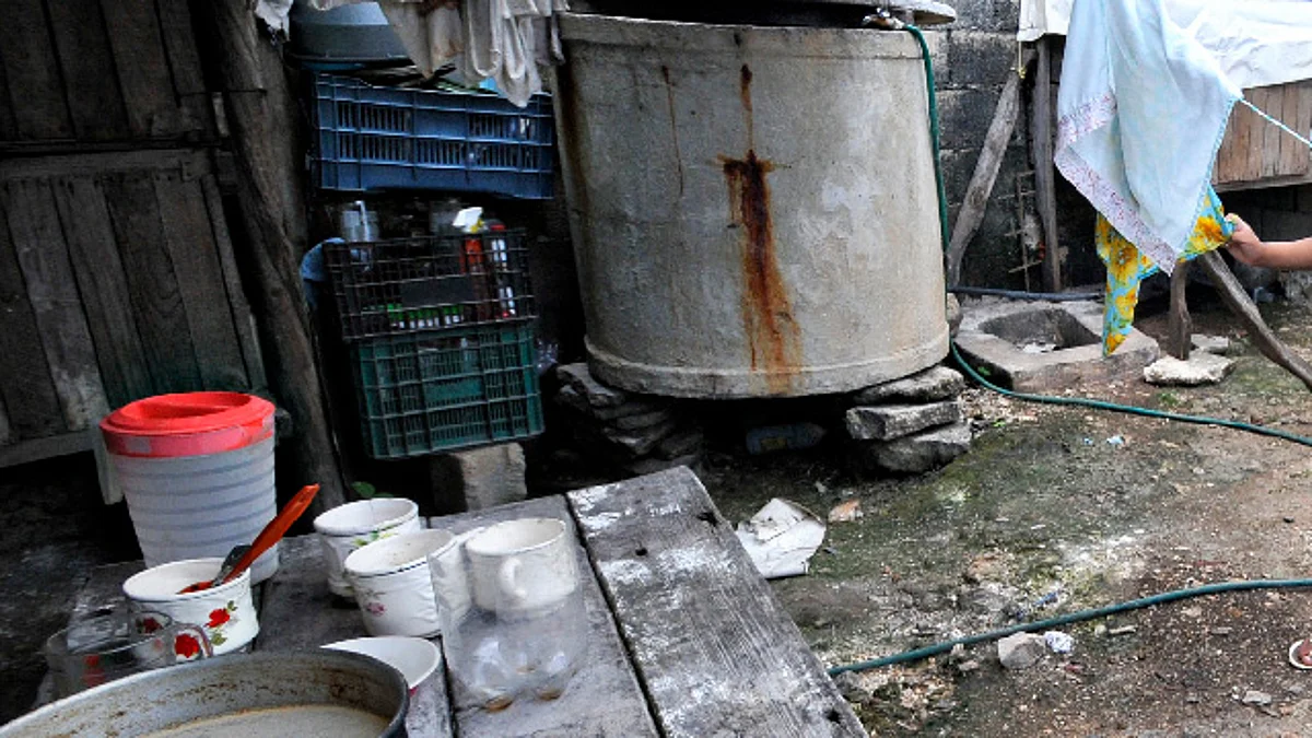 Pobreza extrema creció 2.3 puntos porcentuales en Michoacán en 2 años: Coneval
