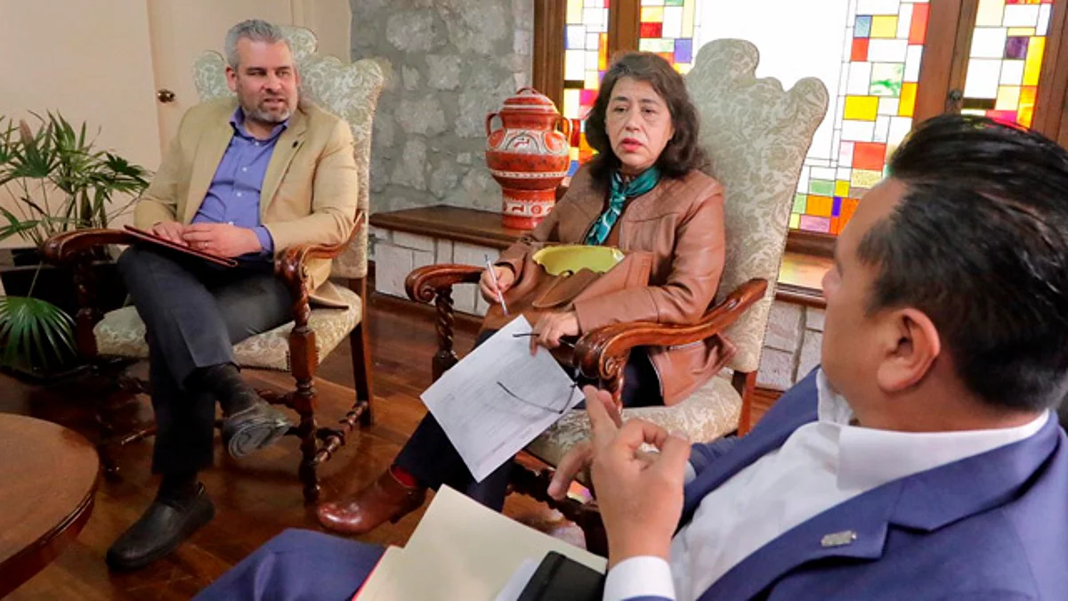 Gobierno de Michoacán y SEP, coordinados para otorgar plazas docentes solo bajo la norma
