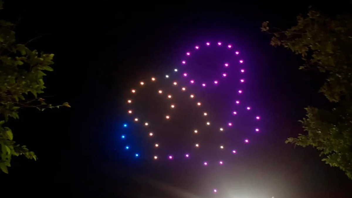 Michoacán luce con show de drones en el Tianguis Turístico, en Mérida