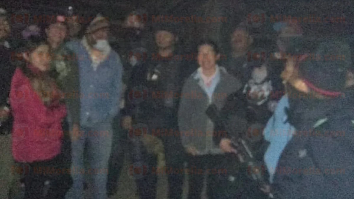 Michoacán: localizan a turistas extraviados en el volcán Parhíkutin