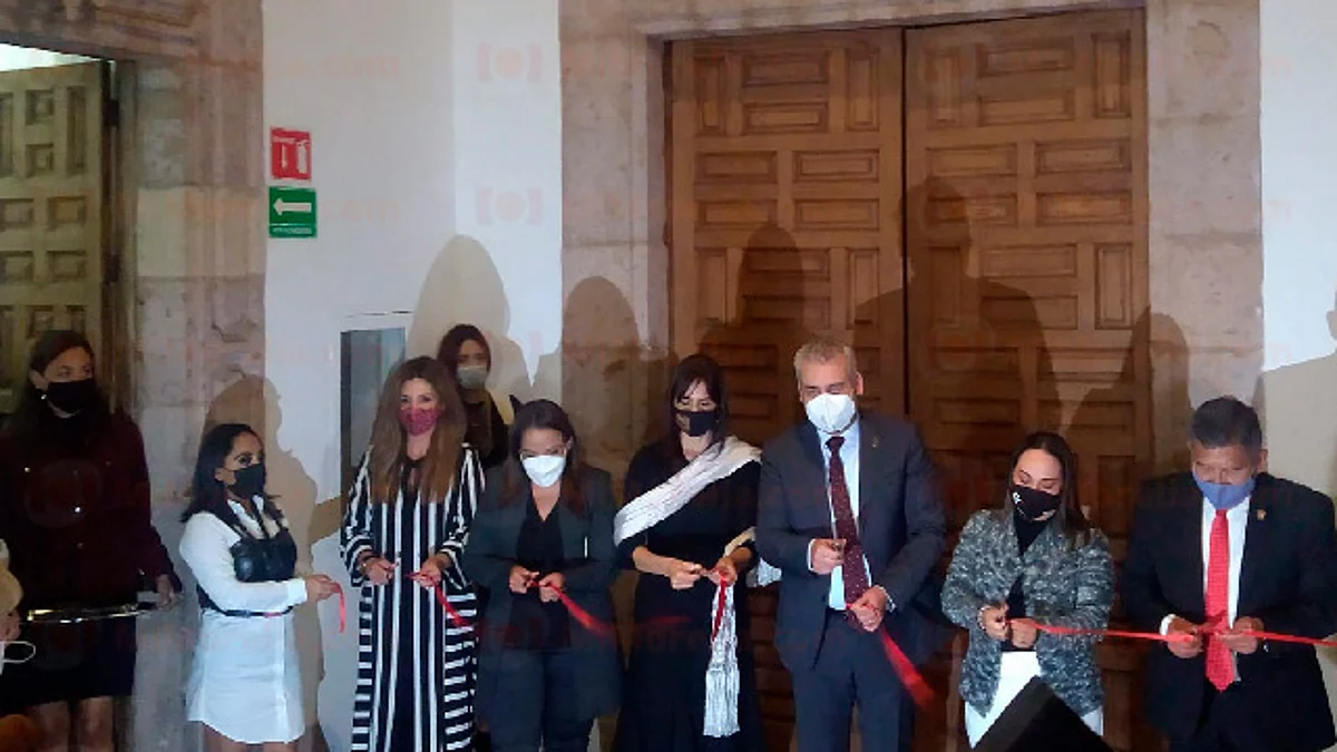 Inauguran exposición "Zapata vivo a través de la gráfica contemporánea"