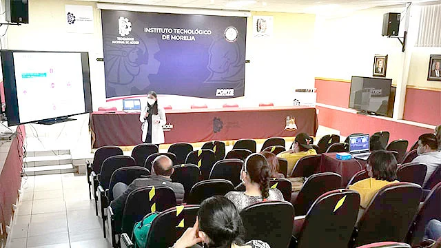 Se habló sobre clasificación y tipos de drogas, sus efectos secundarios, factores de riesgo, cómo prevenirlas, entre otros temas