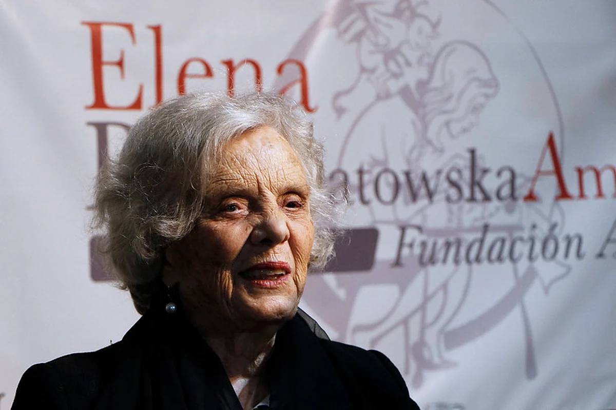 Roban casa de Elena Poniatowska en CDMX; se llevan laptop y joyas