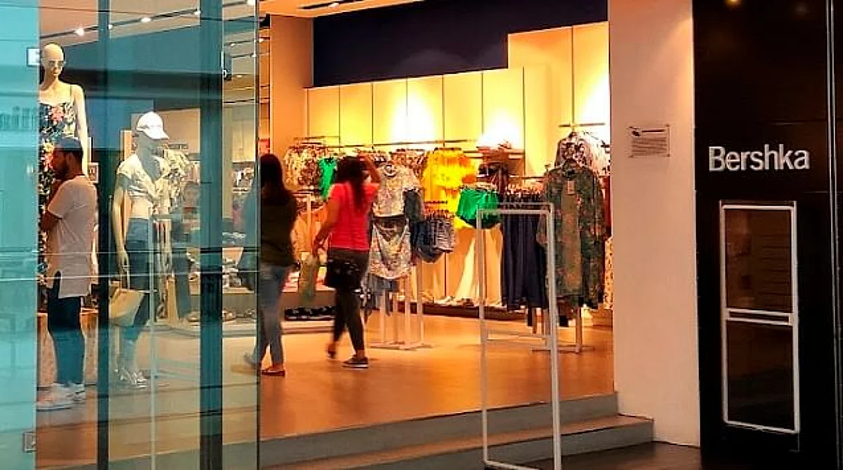 Bershka rebaja la tienda en -50%