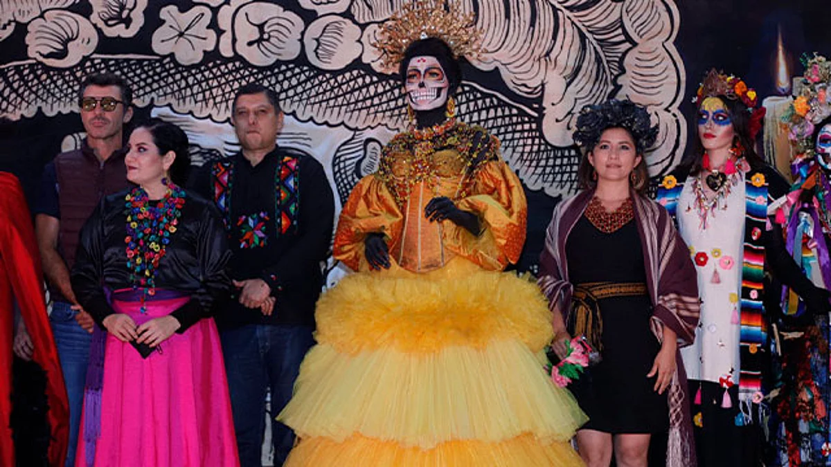 Uruapan realiza con éxito el majestuoso evento Reyna Catrina