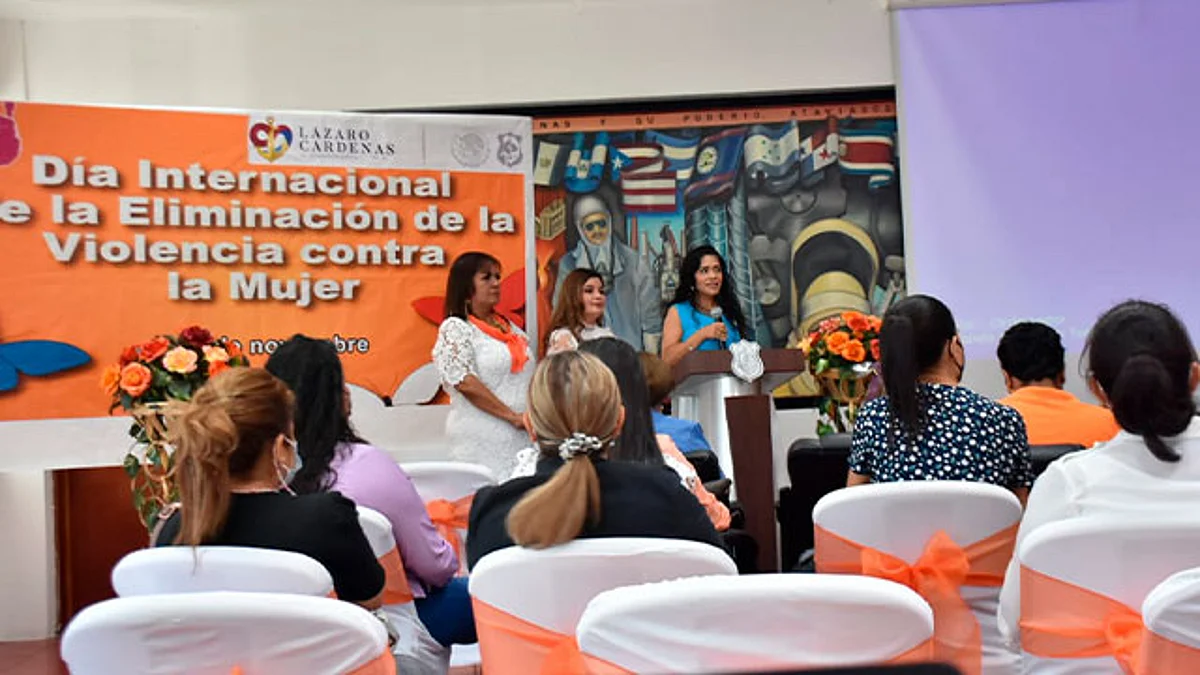 Lázaro Cárdenas: Conmemoran Día Internacional de la Eliminación de la Violencia Contra la Mujer