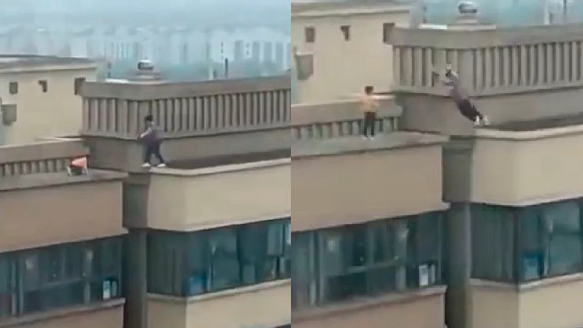 Captan a dos niños saltando entre edificios de 15 pisos de altura