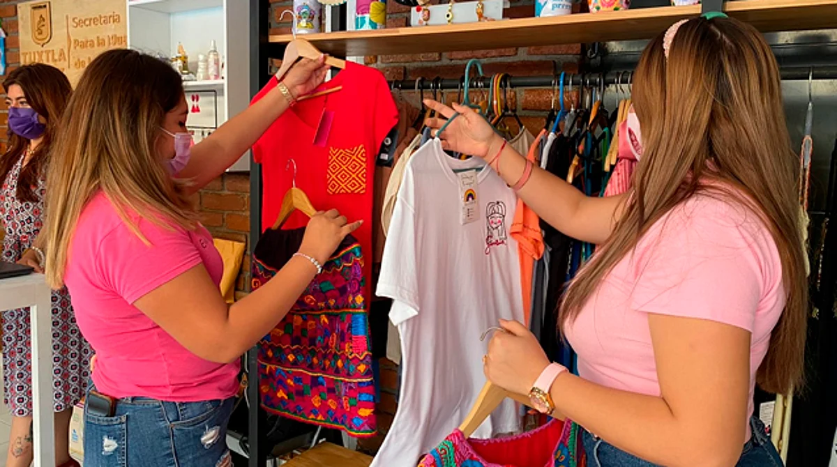 Comida, chelas, talleres y más, en el bazar de arte de mujeres en Morelia