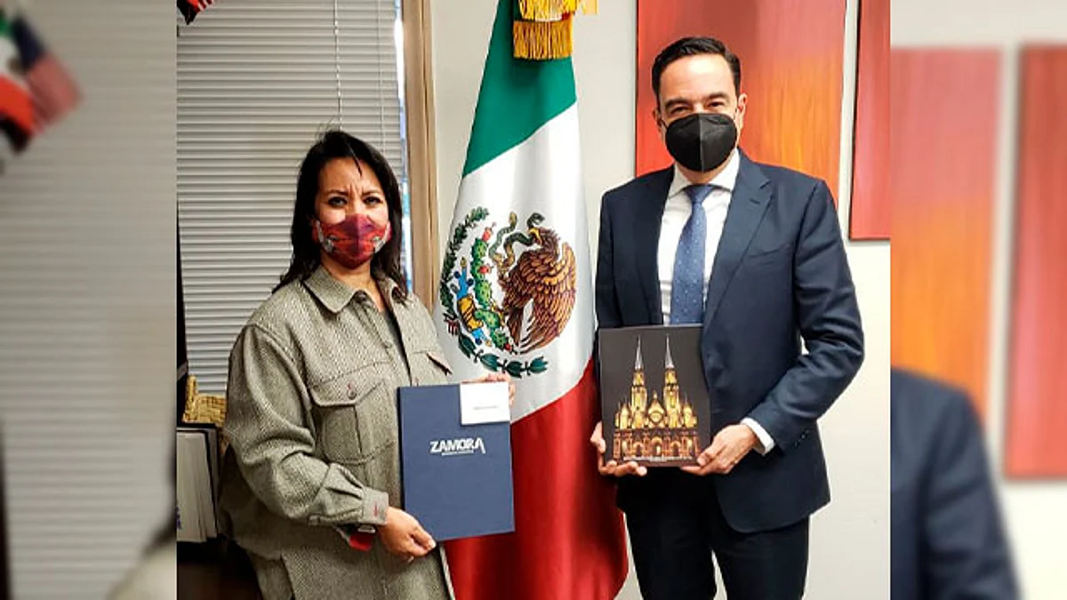 Impulsa Carlos Soto agenda cultural para proyectar a Zamora en el exterior