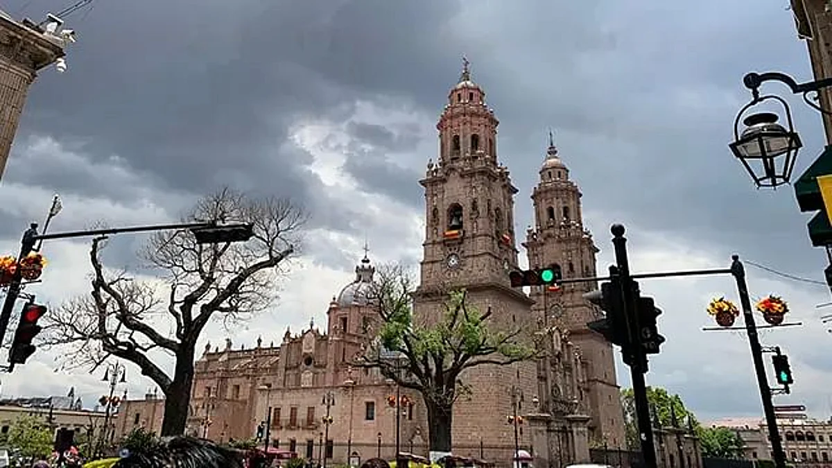 Miércoles mayormente nublado, con máxima de 22°C, en Morelia