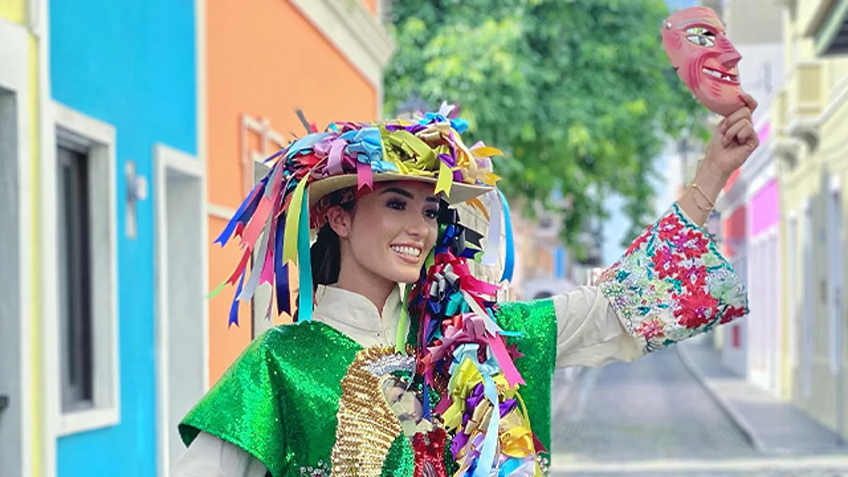 Karolina Vidales muestra sus raíces michoacanas rumbo a final de Miss World