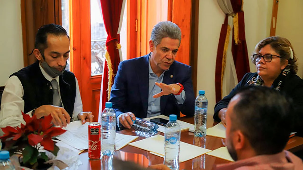 Atenderemos con el Parlamento Abierto a los transportistas: Hernández Peña