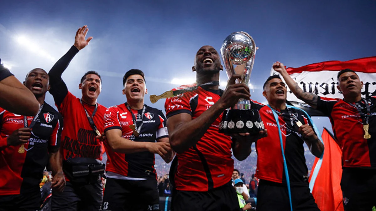 Tunden a Chivas por su "felicitación" a Atlas