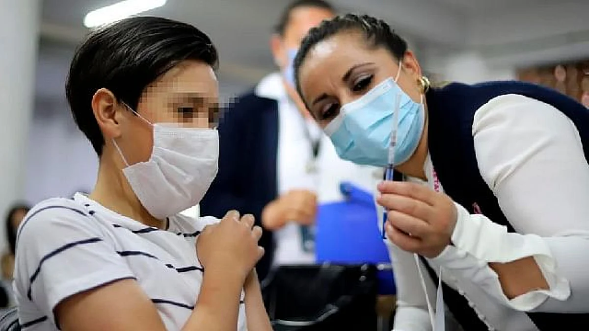 A partir del martes, vacunarán a jóvenes de 14 a 15 años de edad en Michoacán