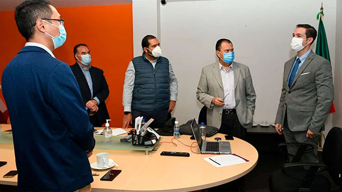 Empresa multinacional de baldosas cerámicas analiza instalar planta en Michoacán