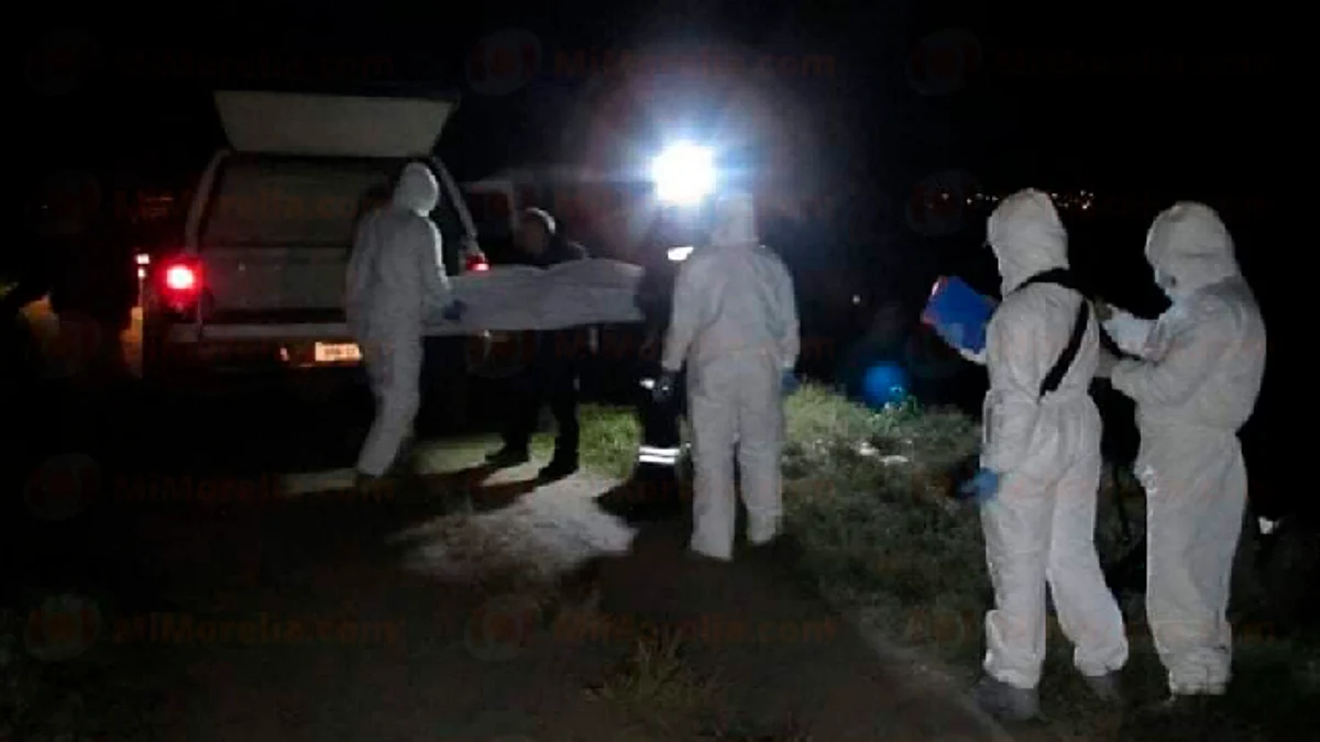 El difunto también estaba maniatado