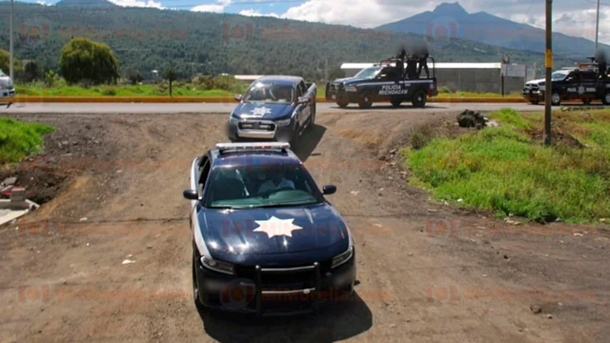 Civiles armados agreden a policías en la región de Pátzcuaro