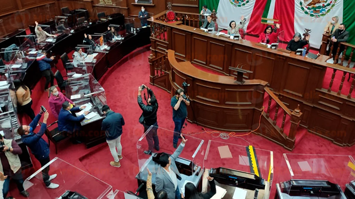 Además se restaron 10 mdp a la SEE