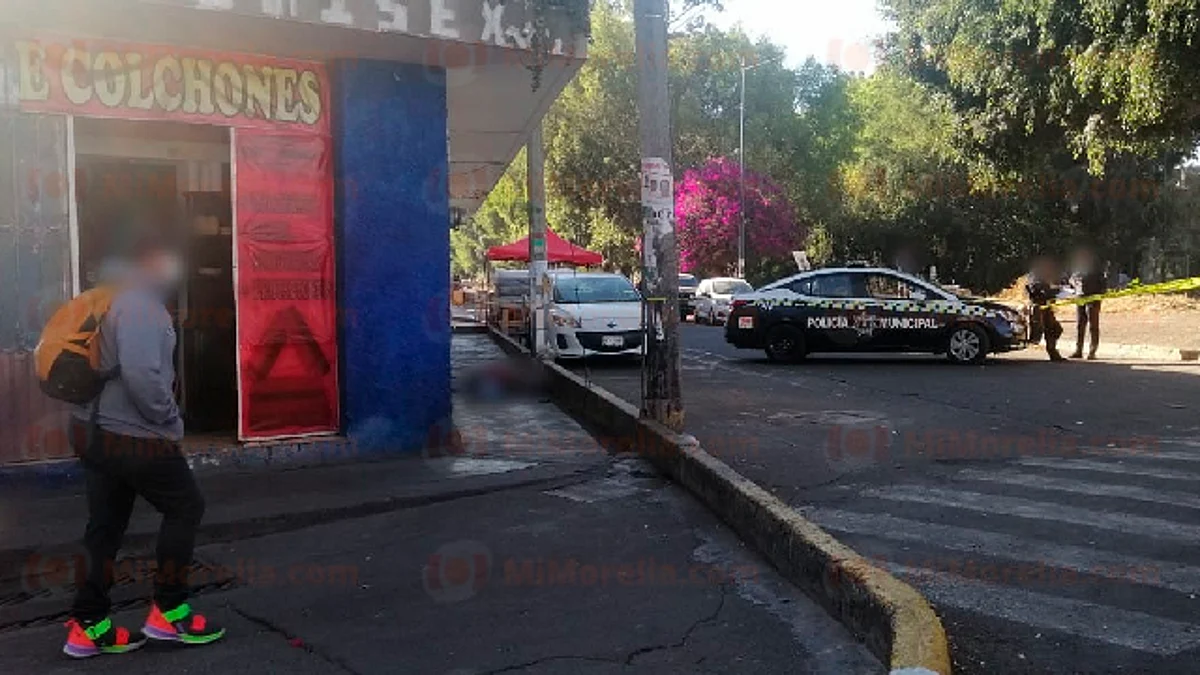 Muere indigente a la orilla de la avenida Solidaridad, en Morelia