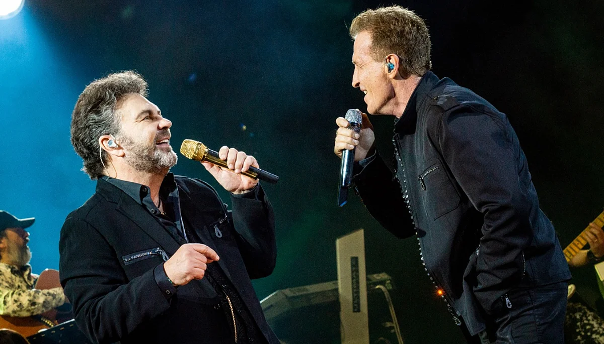 Emmanuel y Mijares, juntos en concierto en Morelia