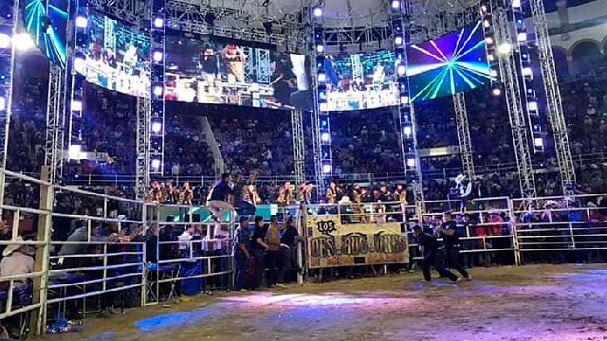 Lázaro Cárdenas suspende eventos masivos ante incremento de Covid-19