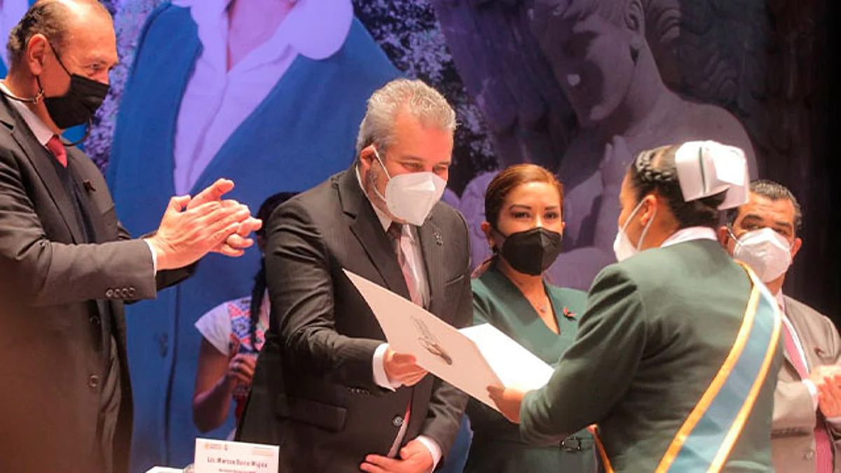El titular del IMSS, envió una felicitación al personal de enfermería y destacó las acciones de profesionalización