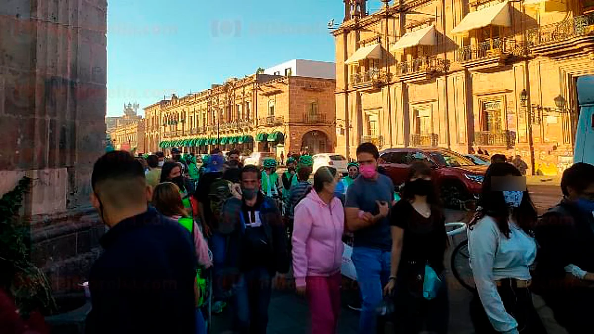 Michoacán inicia 2022 con 94 casos nuevos de Covid-19; 45 son en Morelia