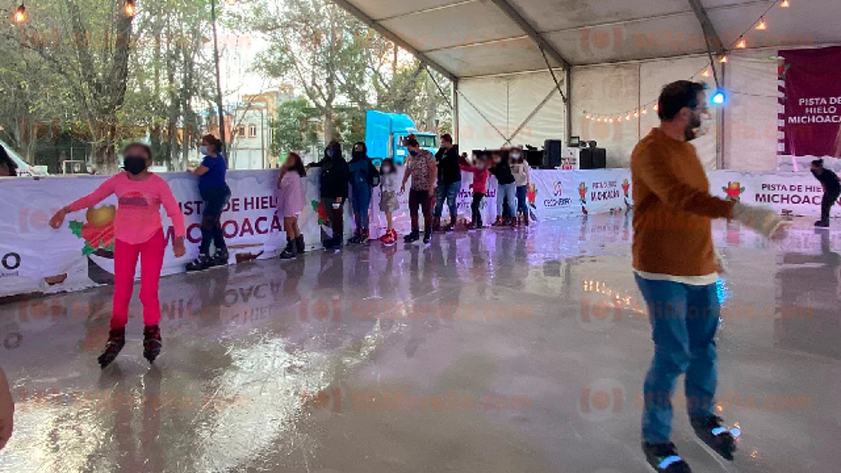 Este domingo, último día de la pista de hielo gratuita en Morelia