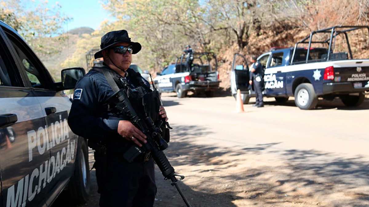 Fuerzas federales y estatales de seguridad, en coordinación para preservar la paz en Tepalcatepec
