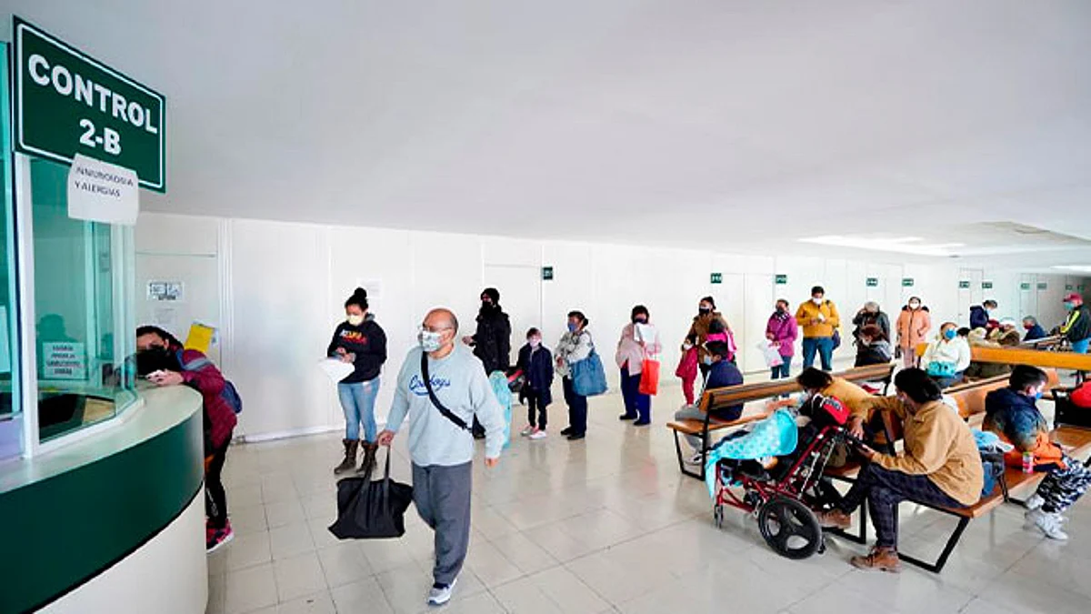 Agiliza IMSS citas médicas en Consulta Externa del Centro Médico Nacional La Raza