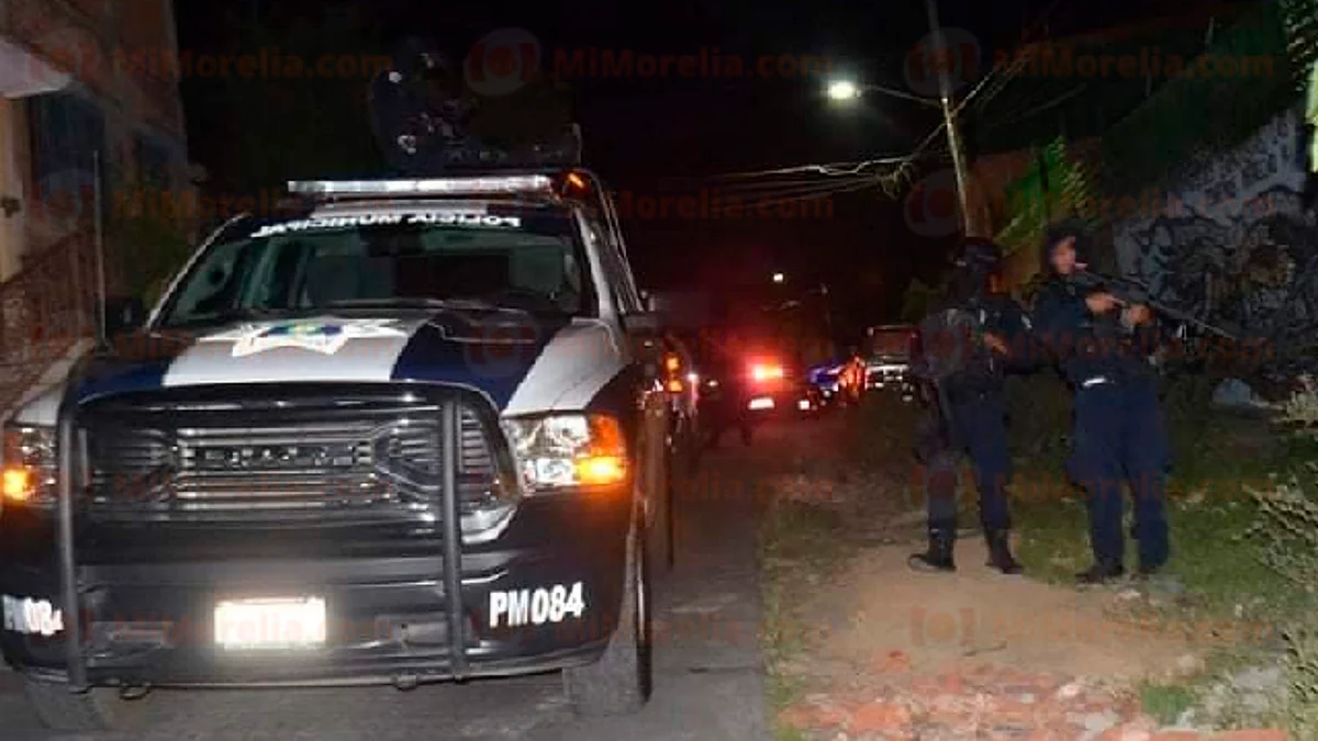 Hallan a persona calcinada en un lote baldío, en Morelia