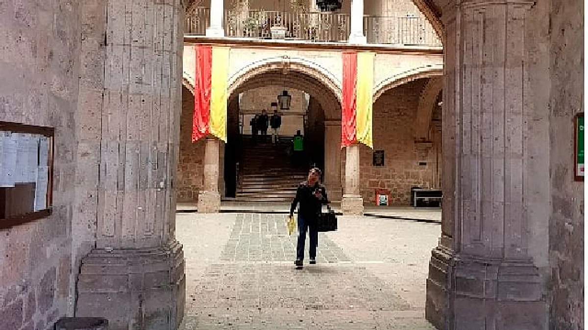 Trabajadores municipales vulnerables trabajarían desde casa por Covid-19