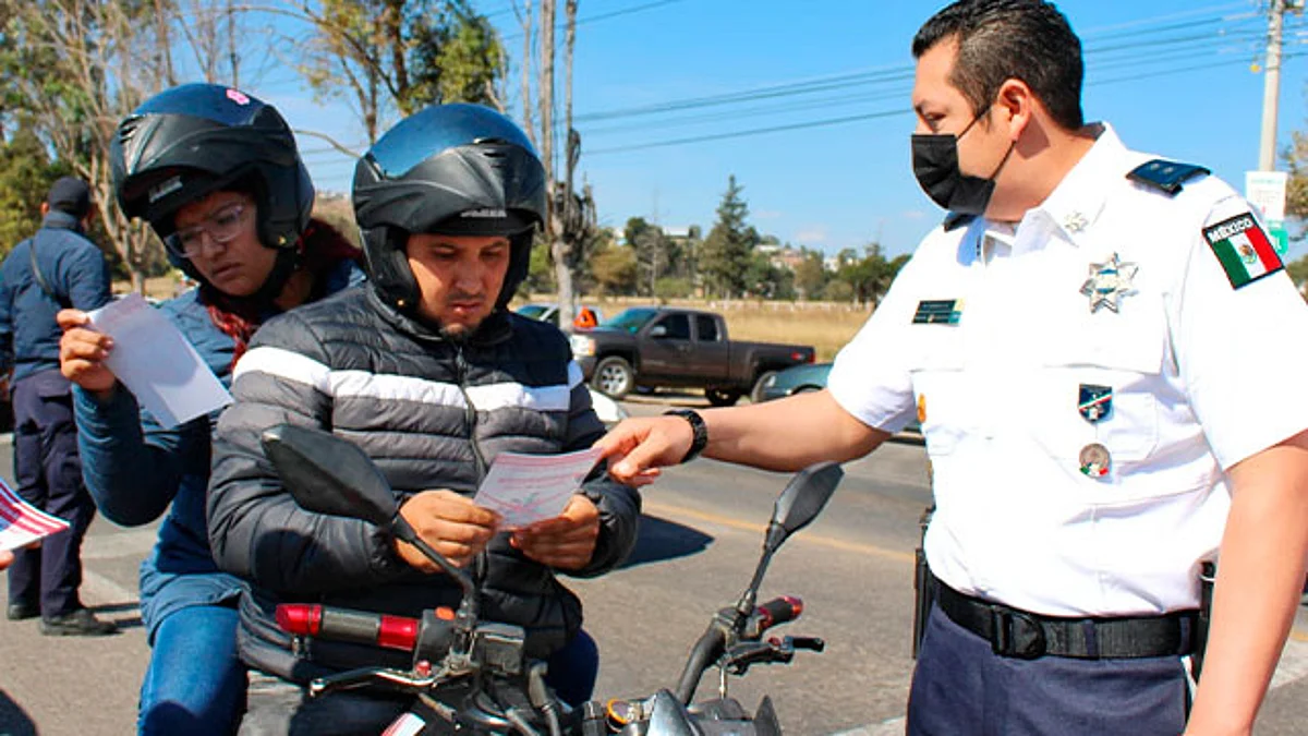 Comienza en Tarímbaro programa de uso de casco para motociclistas